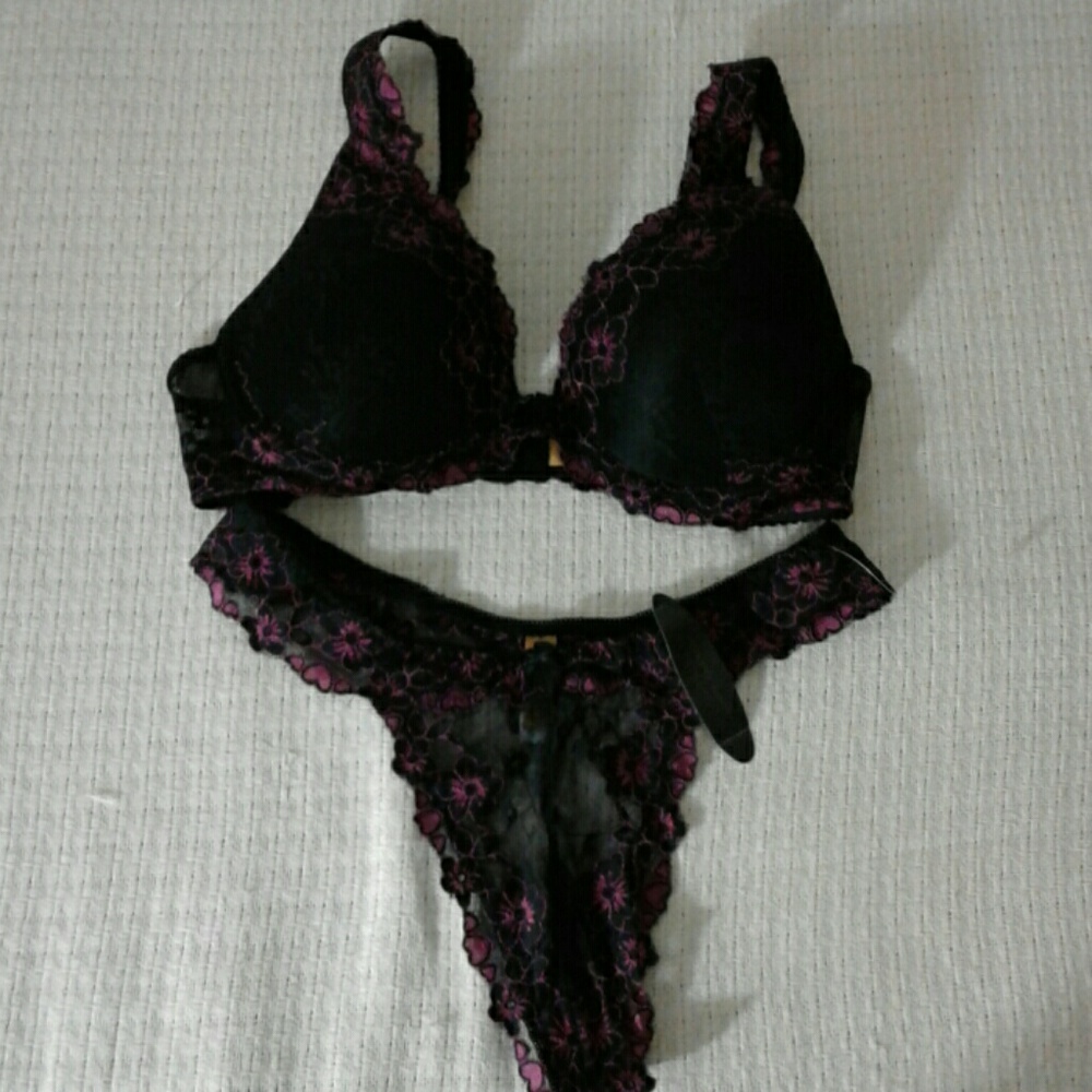 NWT Donna Loren Gold Matching Set